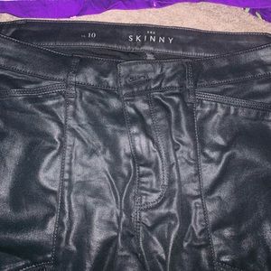 White House black market size 10 stretchy leather like zippered jeans